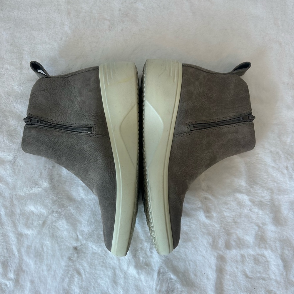 ECCO Leather Ankle Booties Women’s 6 Wedge Heel Side Zip Gray Comfort Shoes - Picture 8 of 11